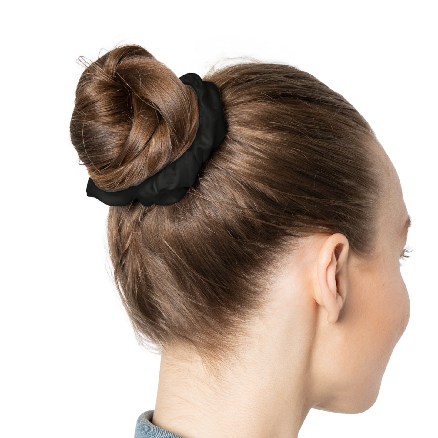 Classic Black Scrunchie – Versatile Hair Accessory for Every Occasion